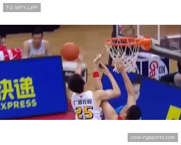 比赛中的双方犯规如何界定与判罚？一文为你解读争议场景
