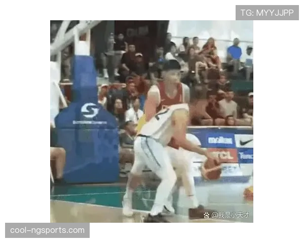 篮球场上背身单打规则的关键要点与常见误解